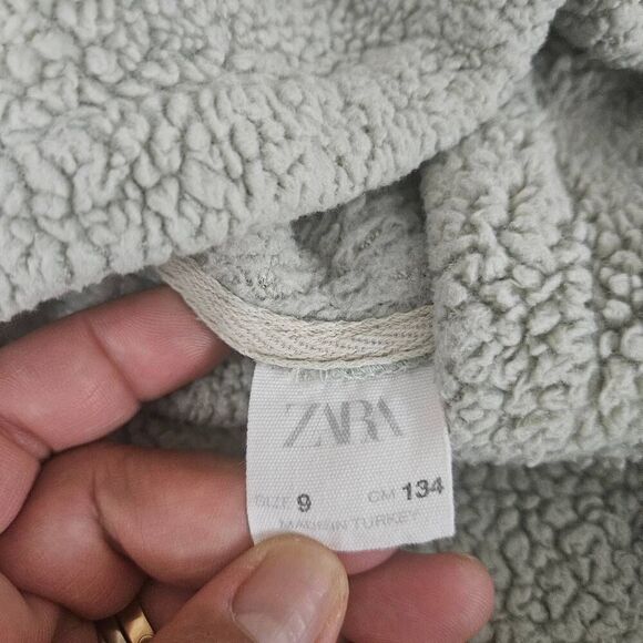 Zara bundle for 8 to 10 years old girls - Picture 3 of 13